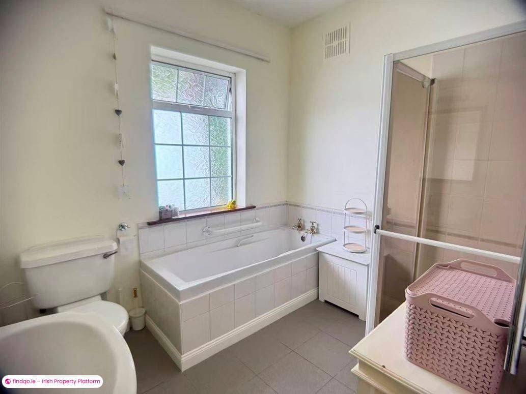 Detached house for Sale in Castleknock, Dublin 15