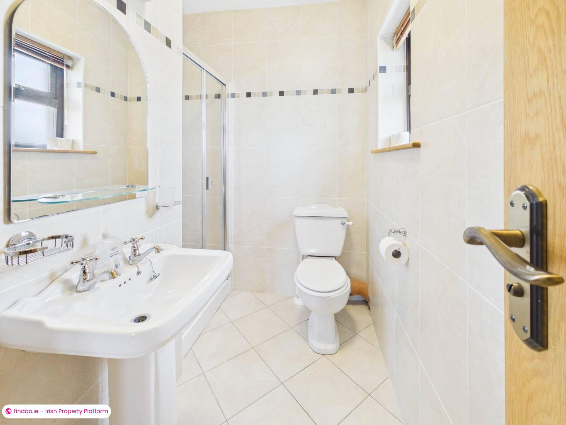 5 Bedroom House for Rent in Kilcolgan, Galway