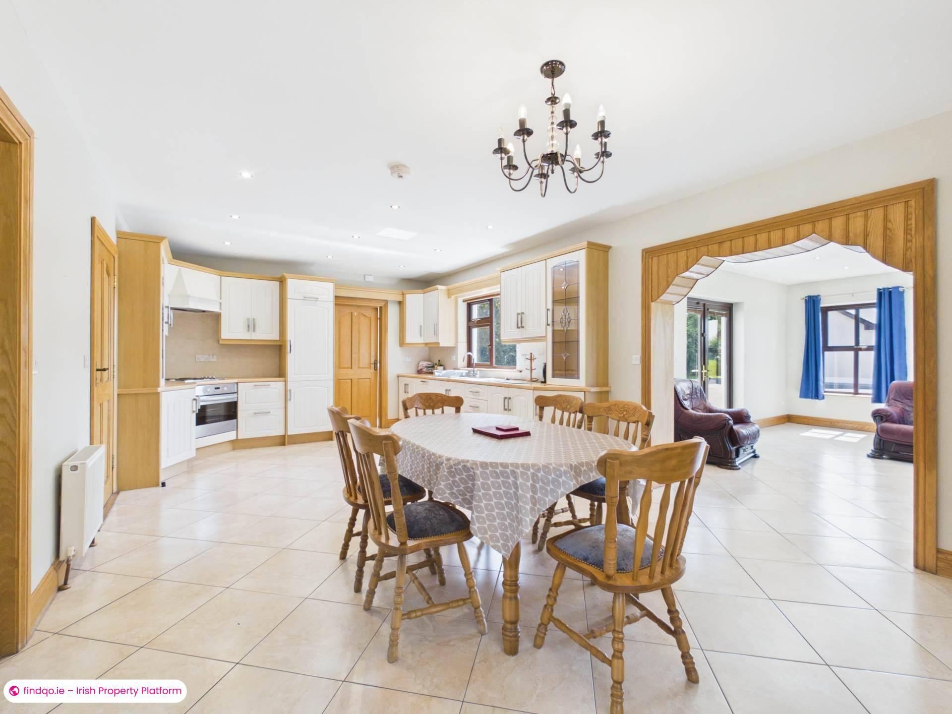 5 Bedroom House for Rent in Kilcolgan, Galway