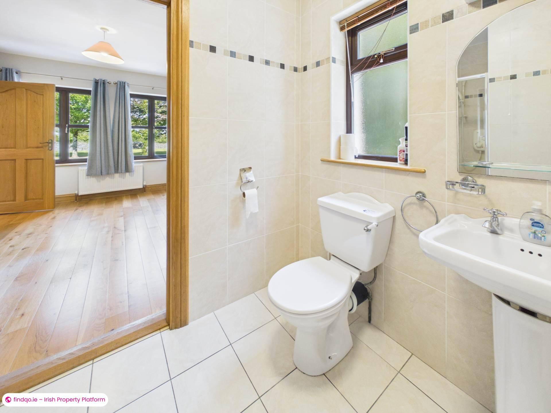 5 Bedroom House for Rent in Kilcolgan, Galway