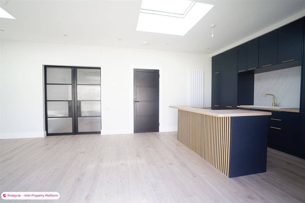 Detached house for Sale in Waterford City Centre, Waterford