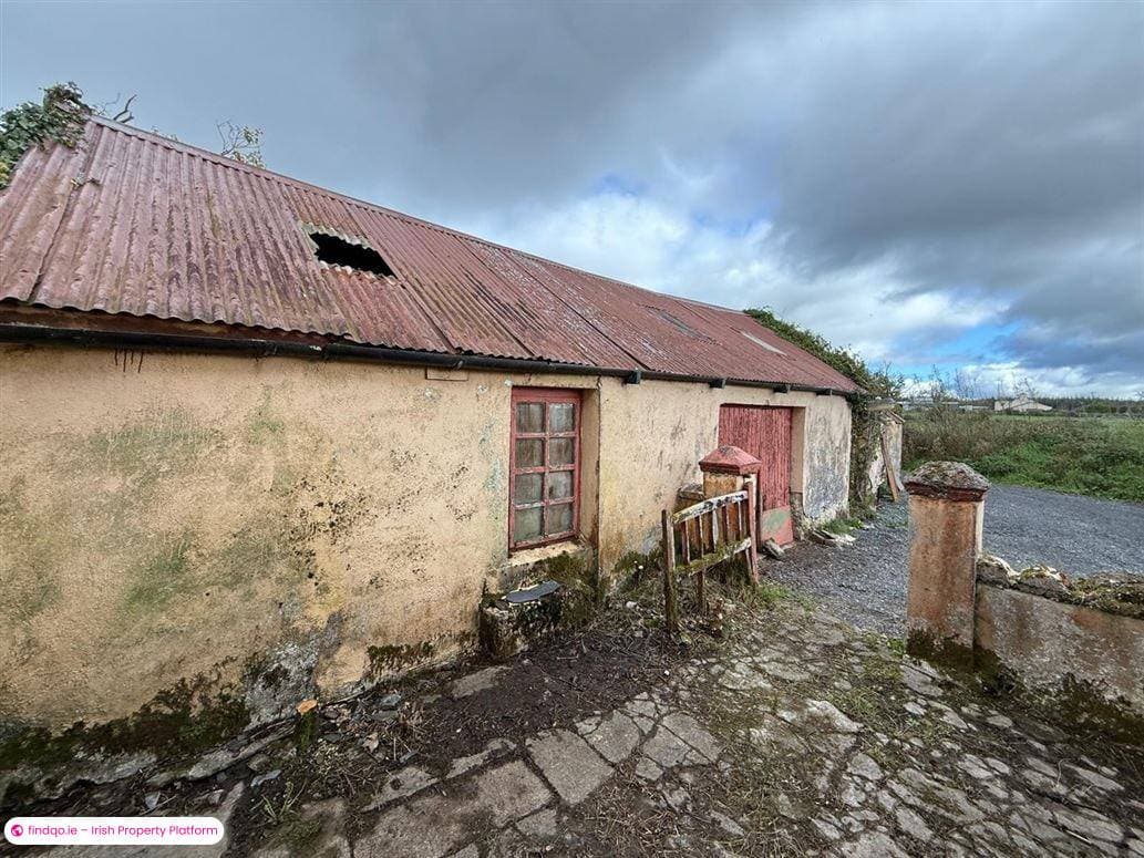 Detached house for Sale in Castlerea, Roscommon