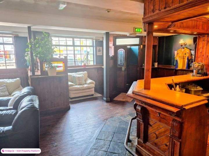 Restaurant / Bar / Hotel for Sale in Charlestown, Mayo