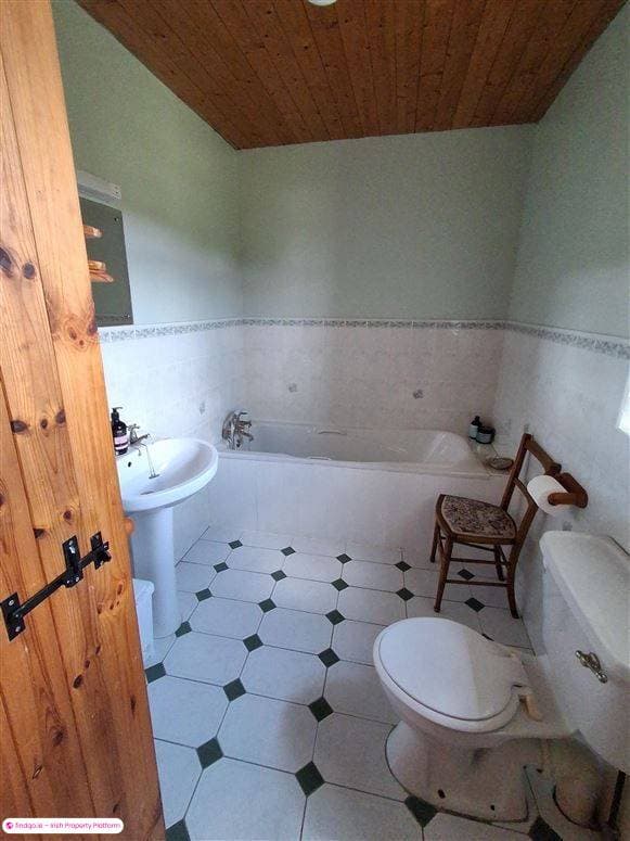 Semi-detached house for Sale in Kilfinny, Limerick