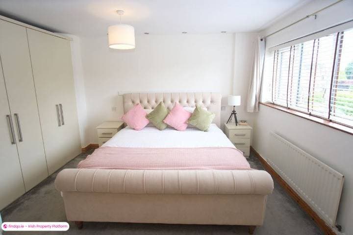Semi-detached house for Sale in Drogheda, Meath
