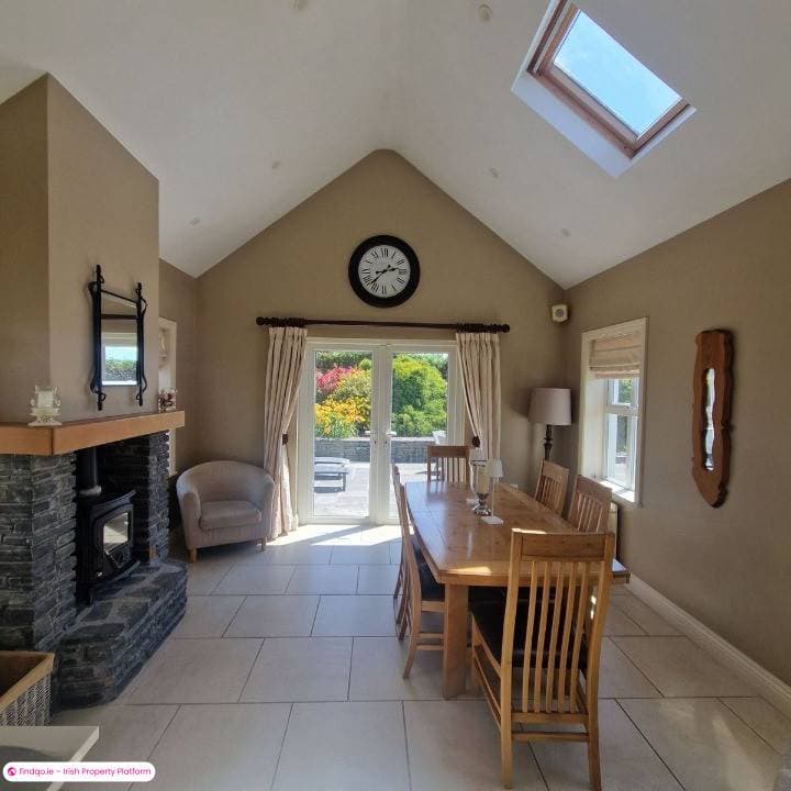 Detached house for Sale in Bantry, Cork