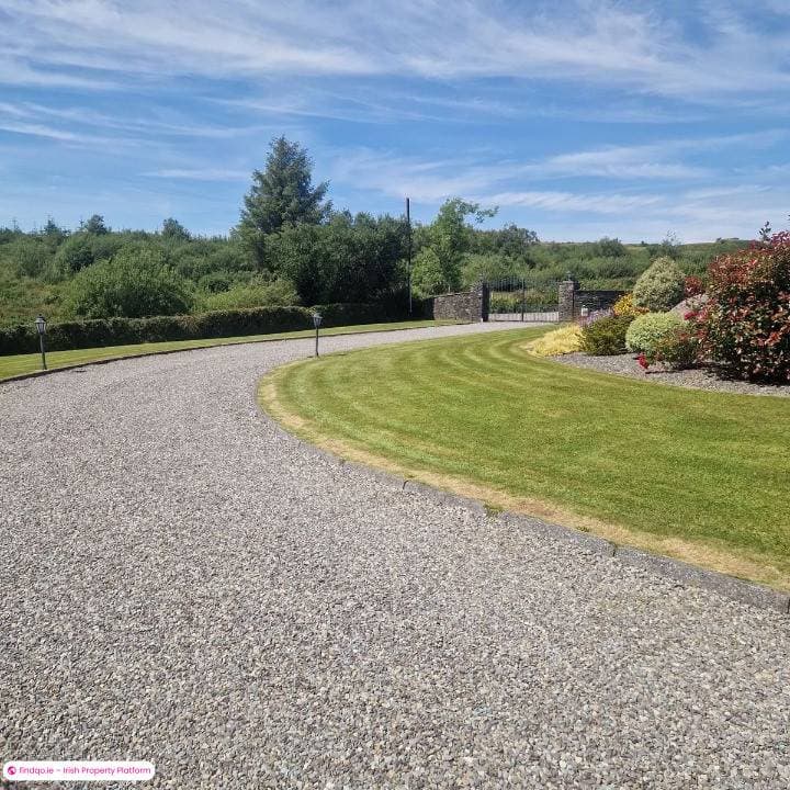 Detached house for Sale in Bantry, Cork