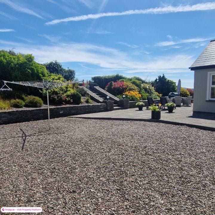 Detached house for Sale in Bantry, Cork