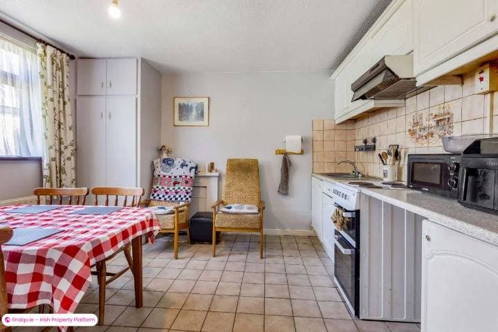 Semi-detached house for Sale in Dundalk, Louth