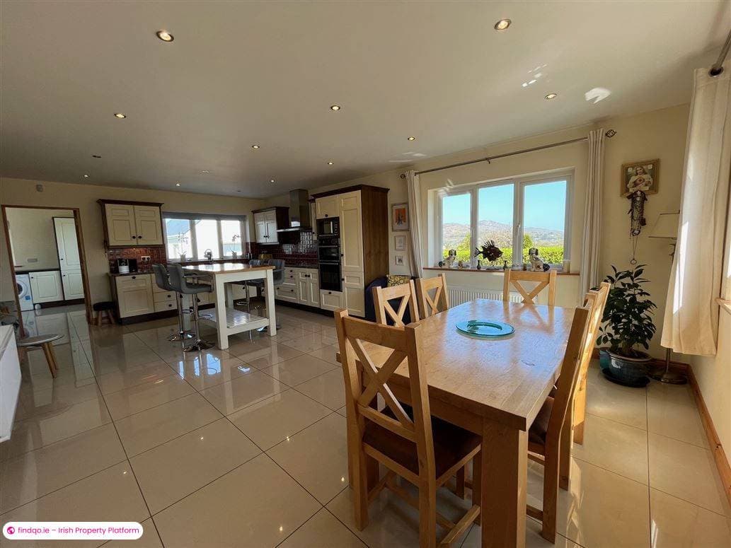 Detached house for Sale in Lowertown, Cork