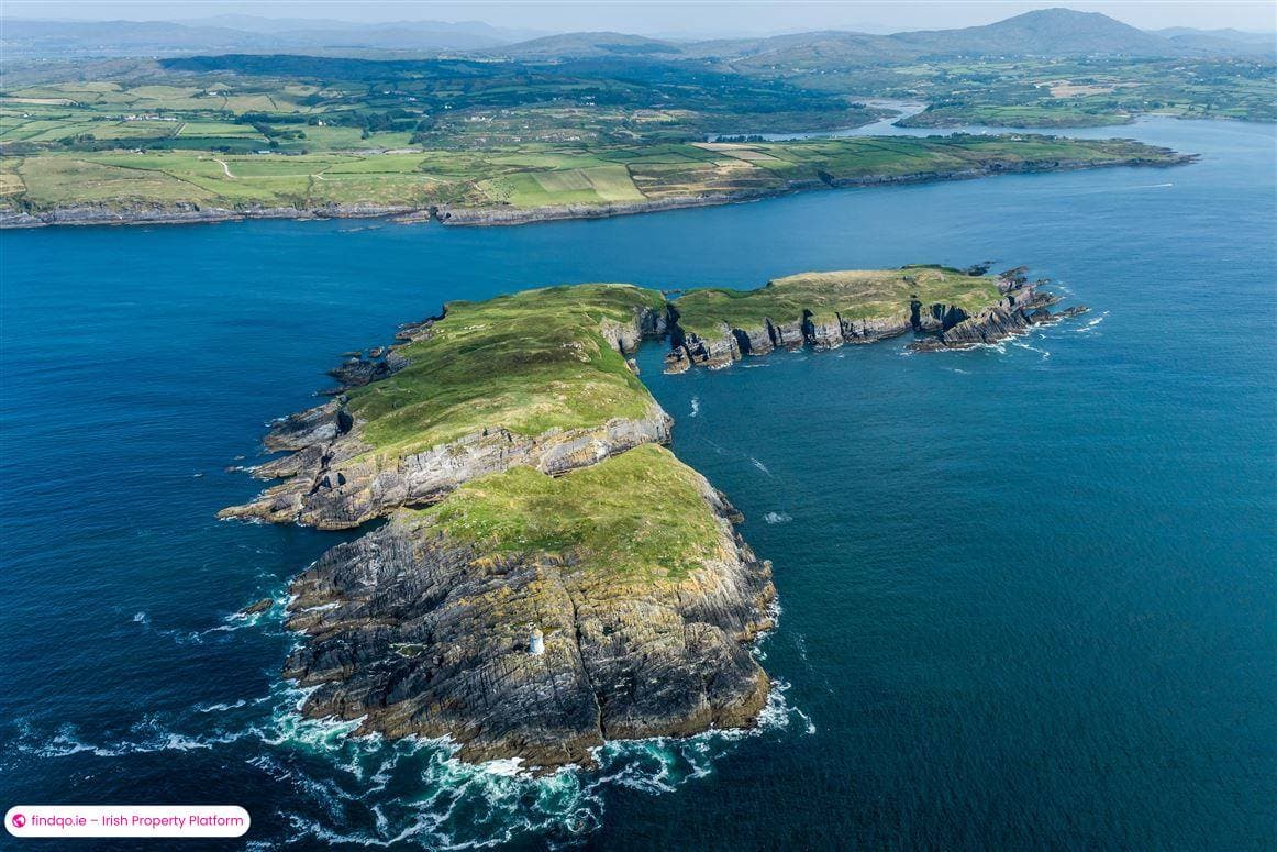 Detached house for Sale in Schull, Cork