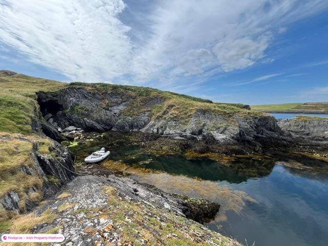 Detached house for Sale in Schull, Cork