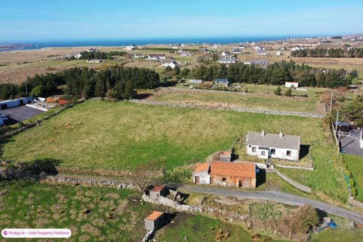 Detached house for Sale in Derrybeg, Donegal