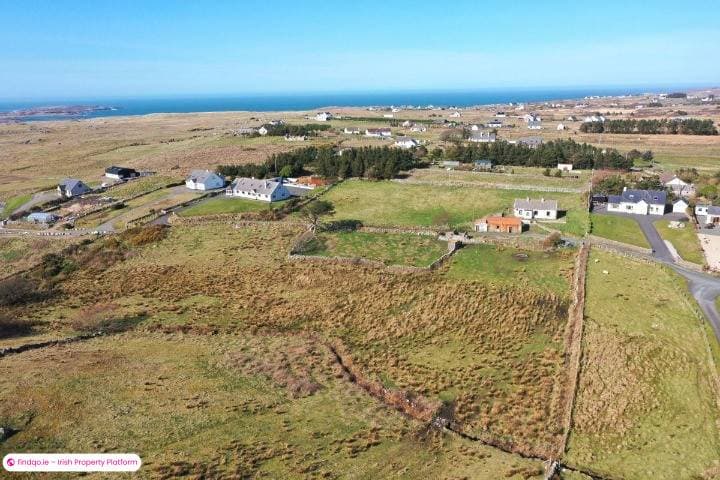 Detached house for Sale in Derrybeg, Donegal
