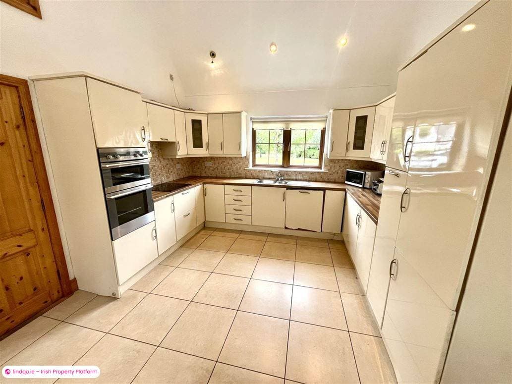 Detached house for Sale in Ballygawley, Sligo