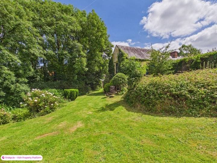 Detached house for Sale in Woodstown, Waterford
