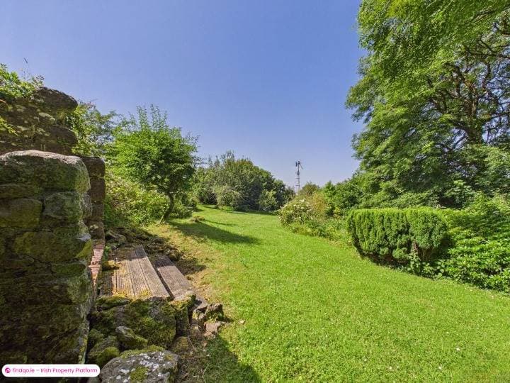 Detached house for Sale in Woodstown, Waterford