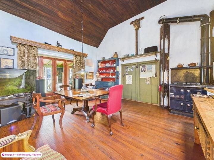 Detached house for Sale in Woodstown, Waterford