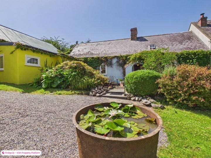 Detached house for Sale in Woodstown, Waterford