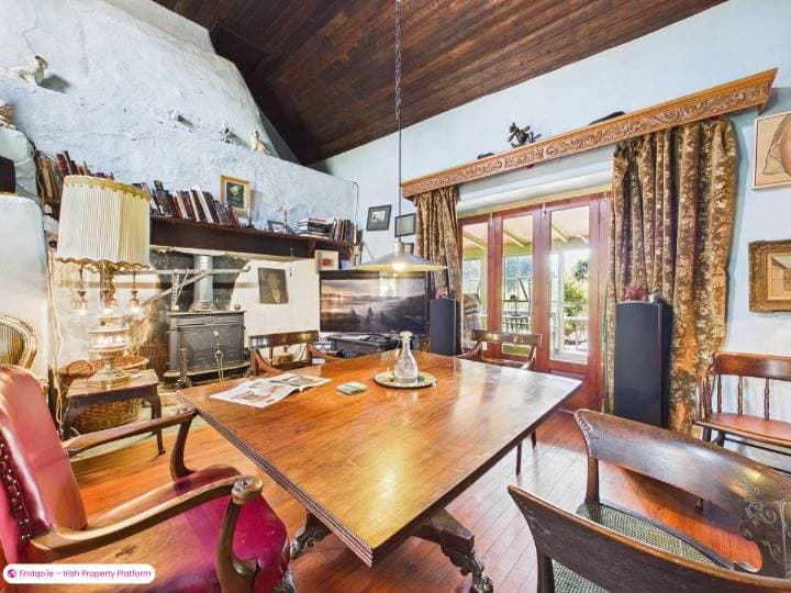 Detached house for Sale in Woodstown, Waterford