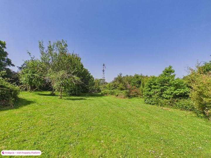 Detached house for Sale in Woodstown, Waterford