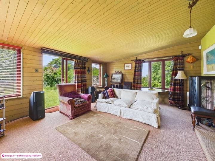 Detached house for Sale in Woodstown, Waterford