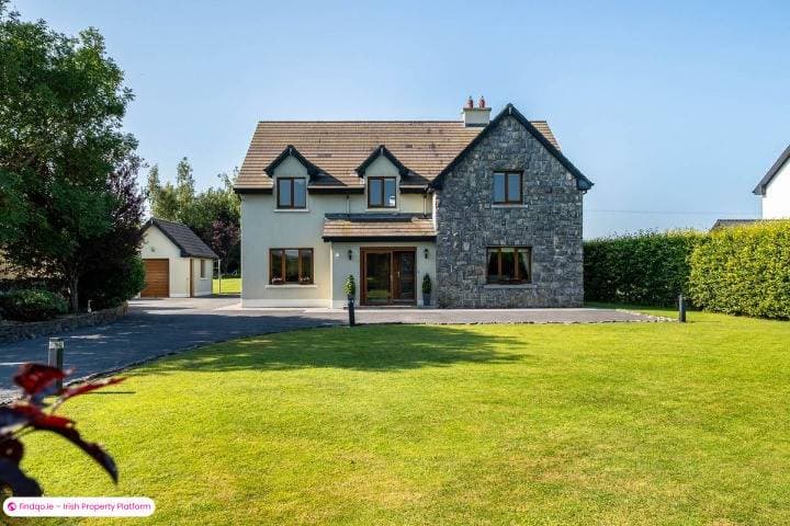 Detached house for Sale in Kilcolgan, Galway