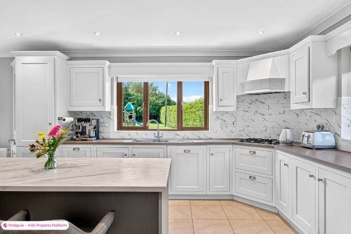 Detached house for Sale in Kilcolgan, Galway
