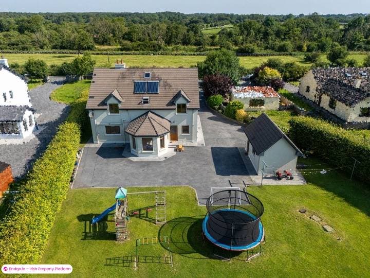 Detached house for Sale in Kilcolgan, Galway