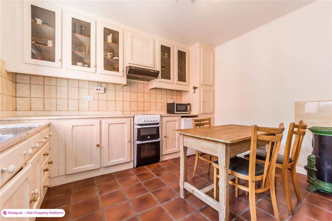 Detached house for Sale in Bantry, Cork