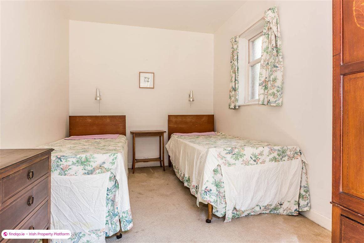 Detached house for Sale in Bantry, Cork