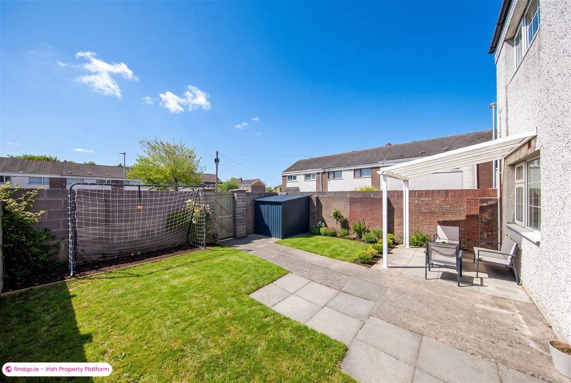 End of terrace house for Sale in Poppintree, Dublin 11