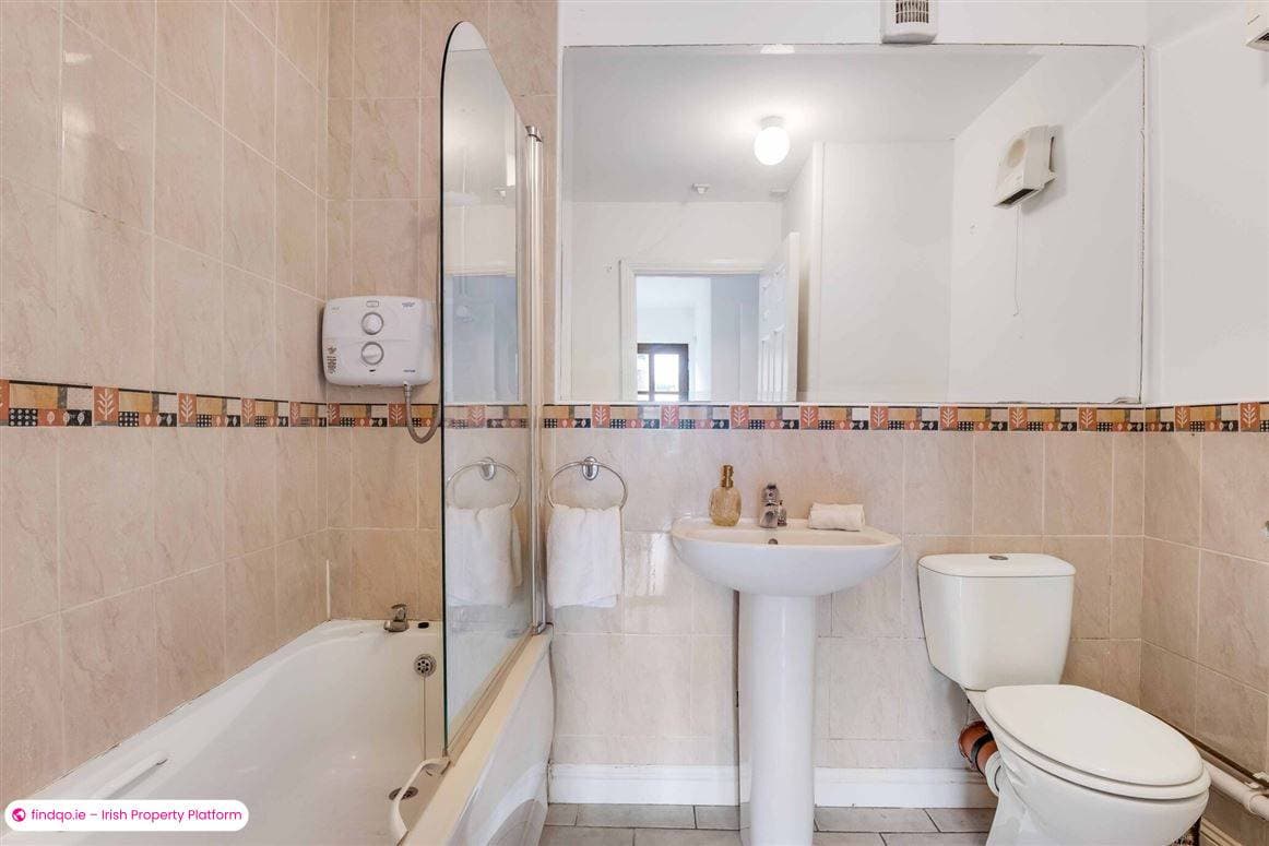 Semi-detached house for Sale in Slane, Meath
