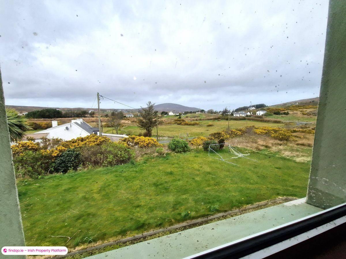 Detached house for Sale in Gortahork, Donegal