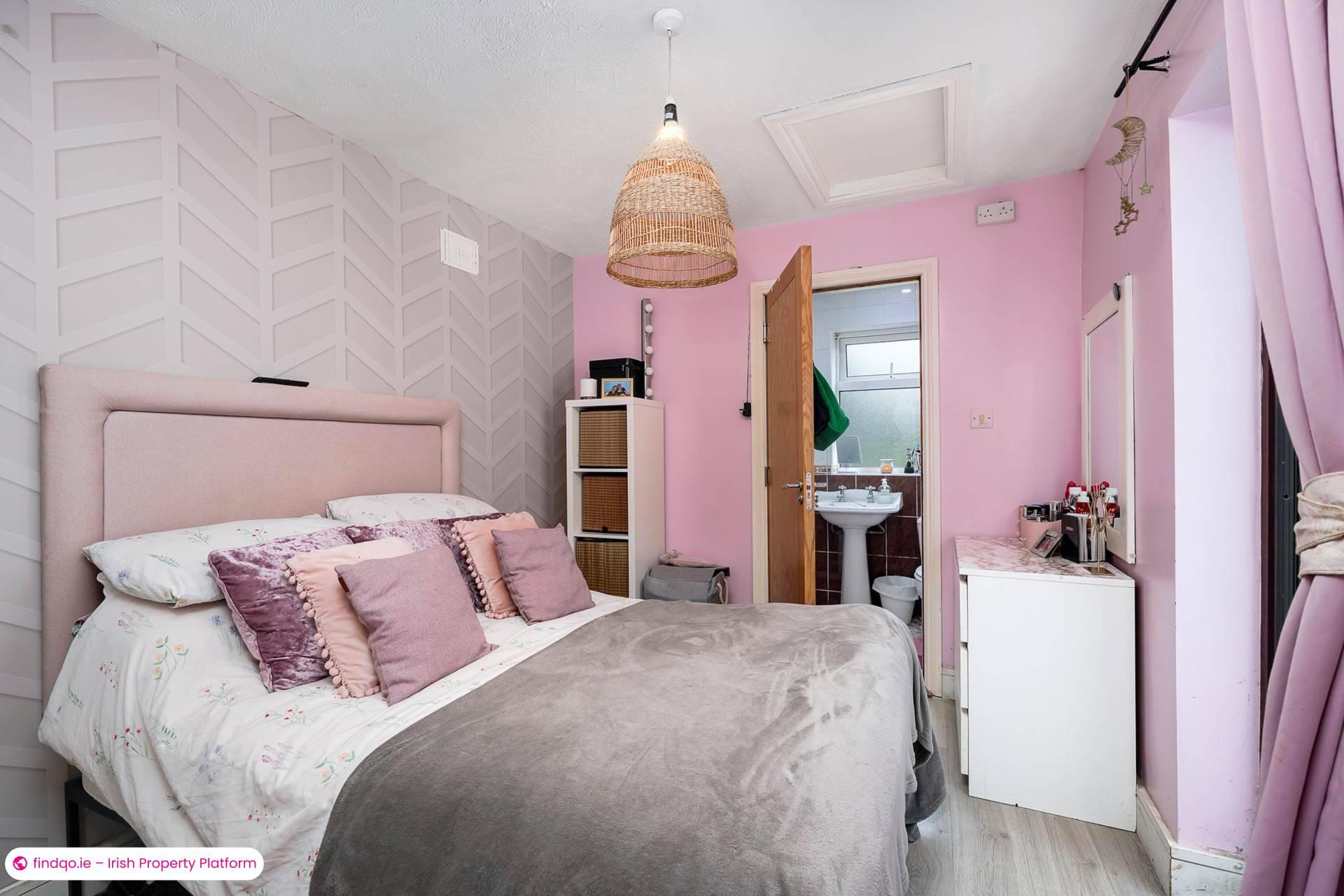 Semi-detached house for Sale in Navan, Meath