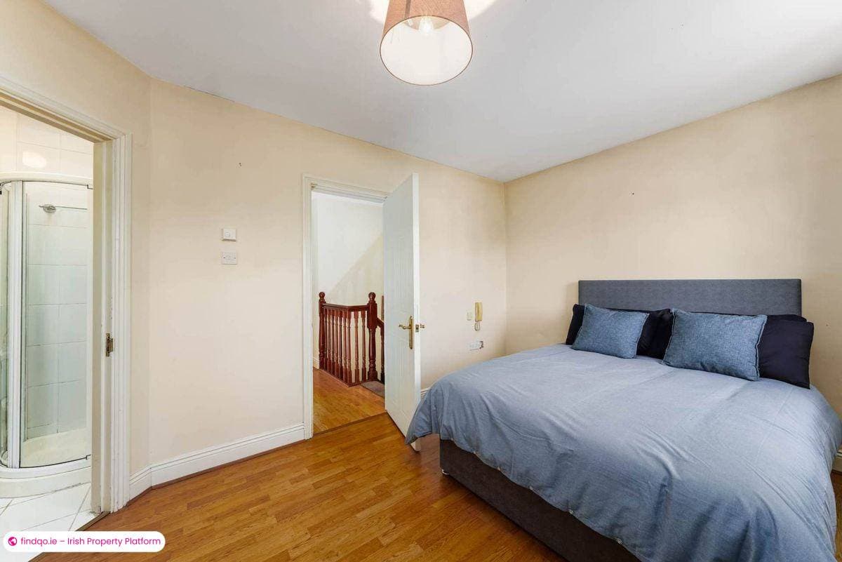 Terraced house for Sale in Blackrock, Dublin (County)
