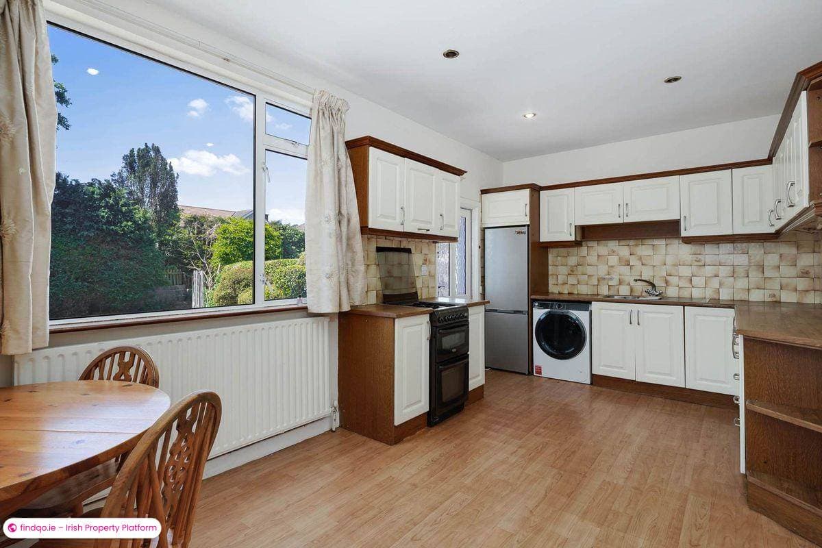 Semi-detached house for Sale in Blackrock, Dublin (County)