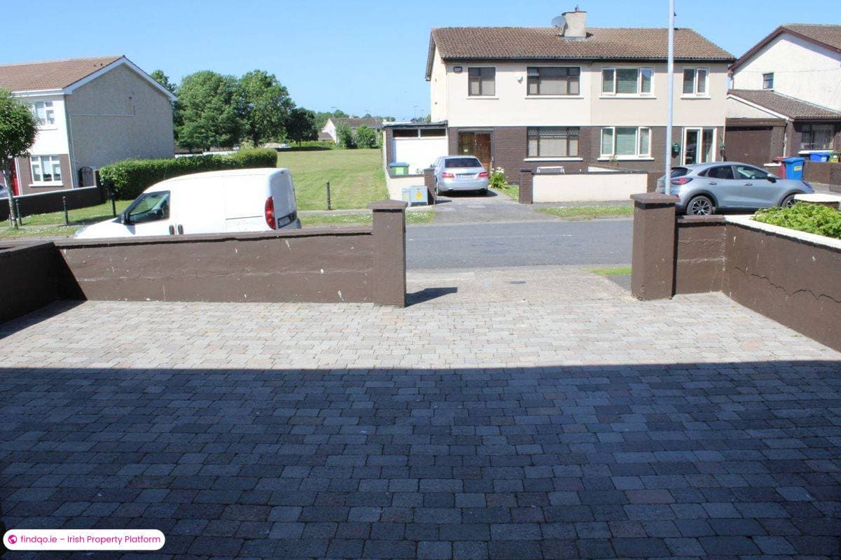Semi-detached house for Sale in Rossbrien, Limerick, V94 XD4C
