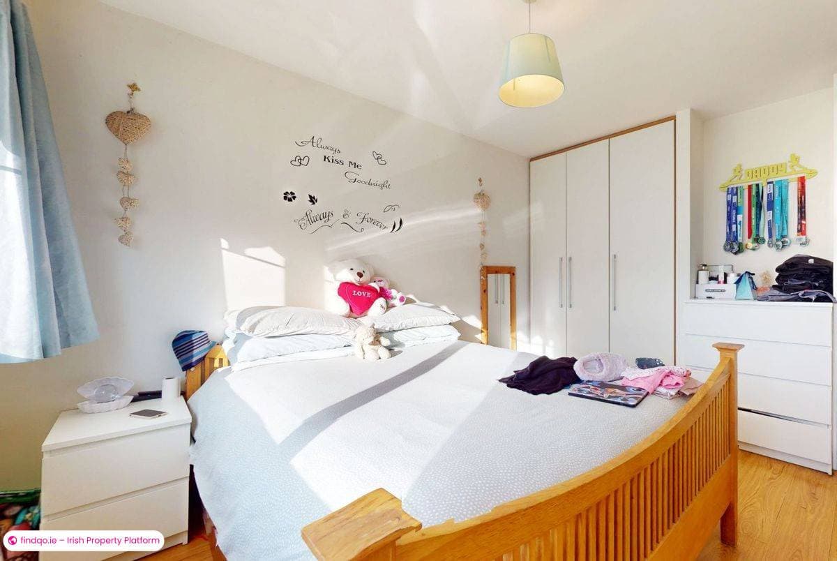 Semi-detached house for Sale in Dublin 22