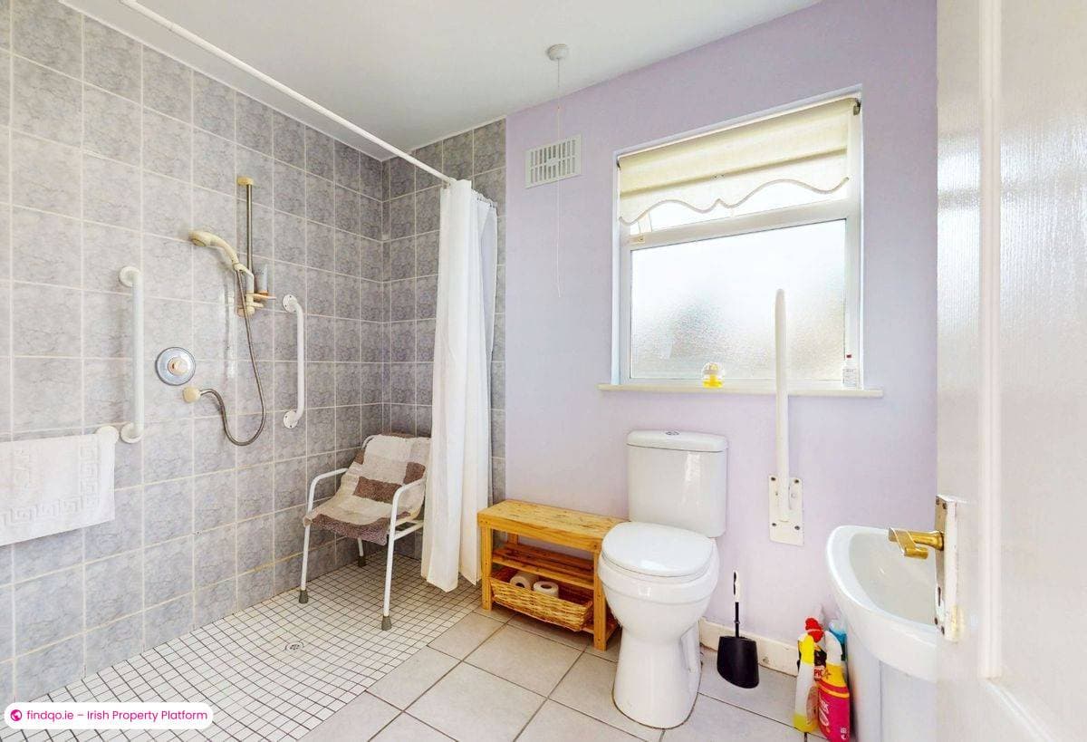 End of terrace house for Sale in Dublin 11
