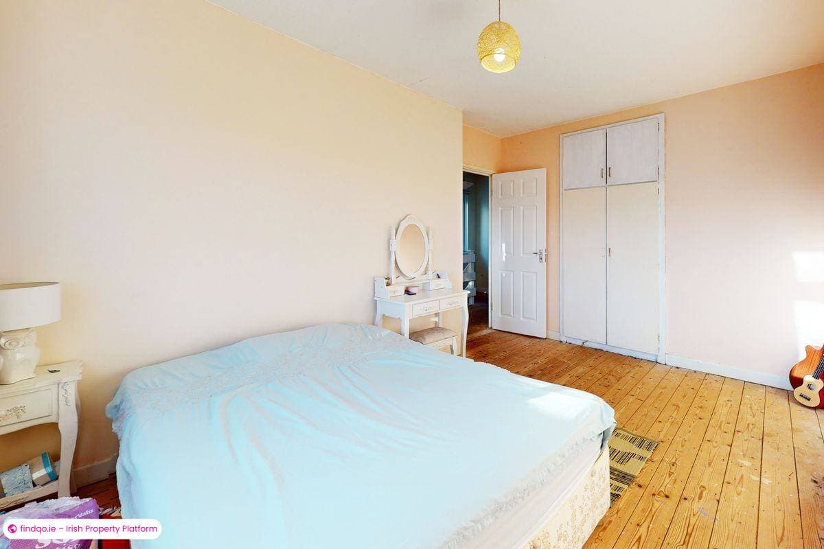 Semi-detached house for Sale in Dublin 22
