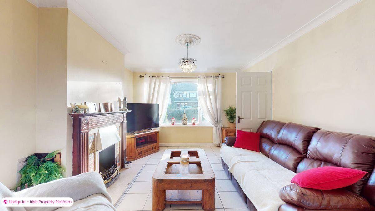 Semi-detached house for Sale in Dublin 22