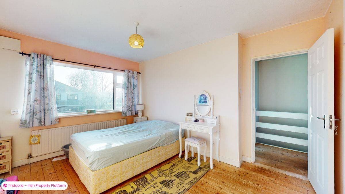 Semi-detached house for Sale in Dublin 22