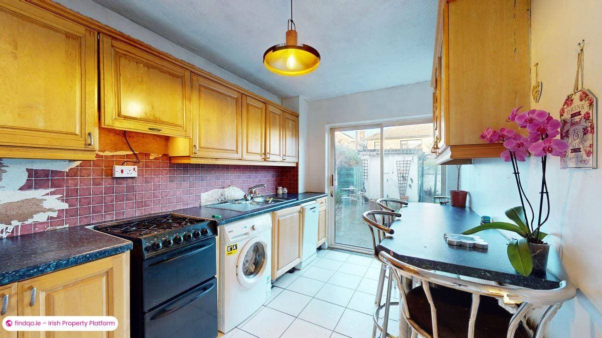 Semi-detached house for Sale in Dublin 22