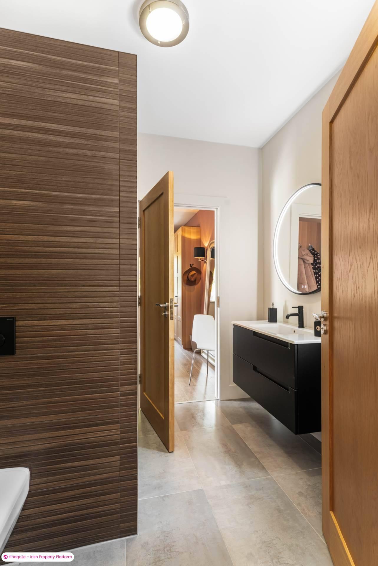 Detached house for Sale in Navan, Meath