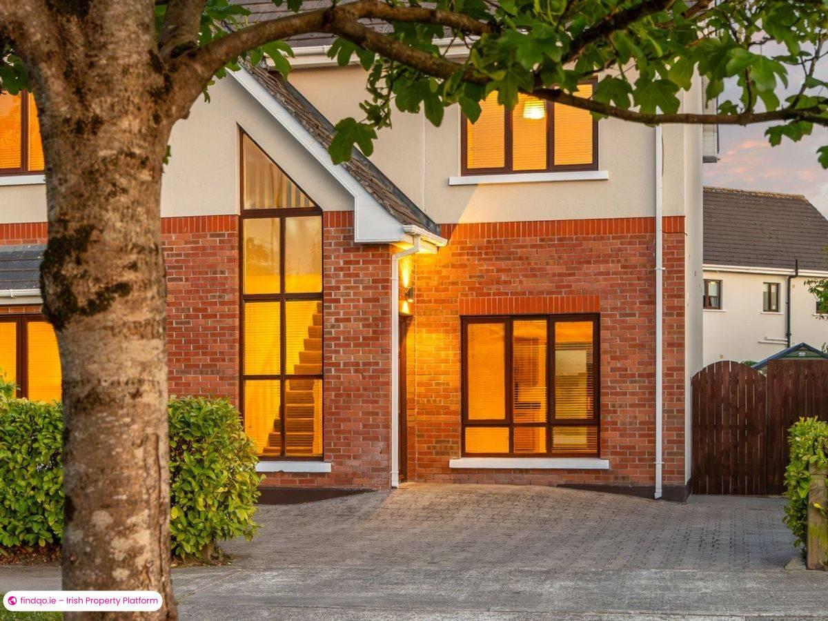 Detached house for Sale in Newbridge, Kildare