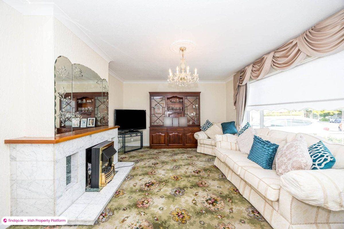 Semi-detached house for Sale in Dublin 5