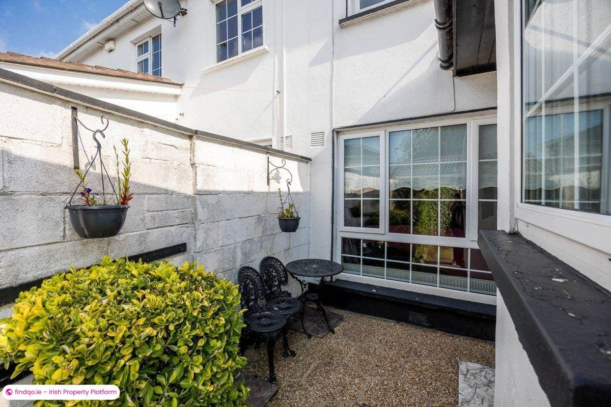 Semi-detached house for Sale in Dublin 5