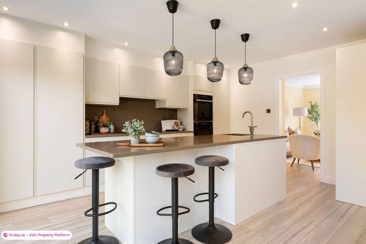 Detached house for Sale in Dublin 14