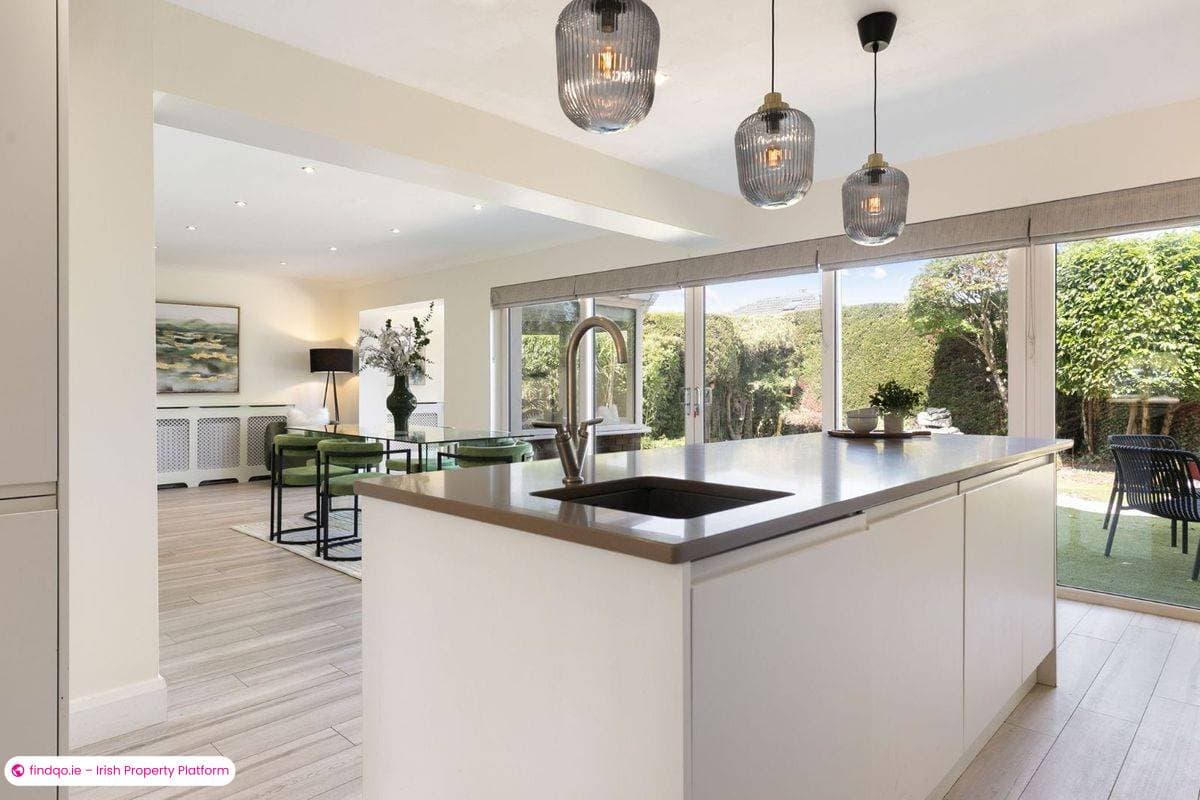 Detached house for Sale in Dublin 14